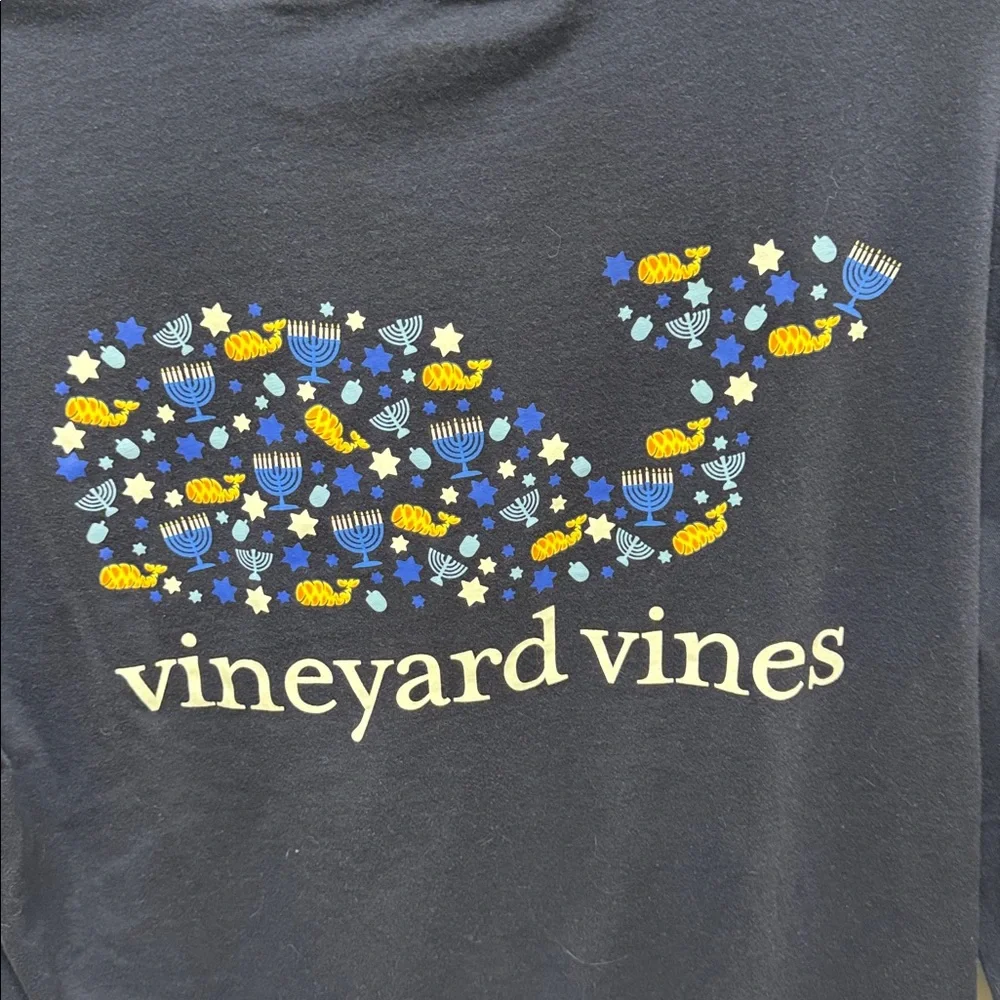Vineyard Vines Menorah T-Shirt Long Sleeve Men Navy Blue Crewneck M, like new - Picture 5 of 7